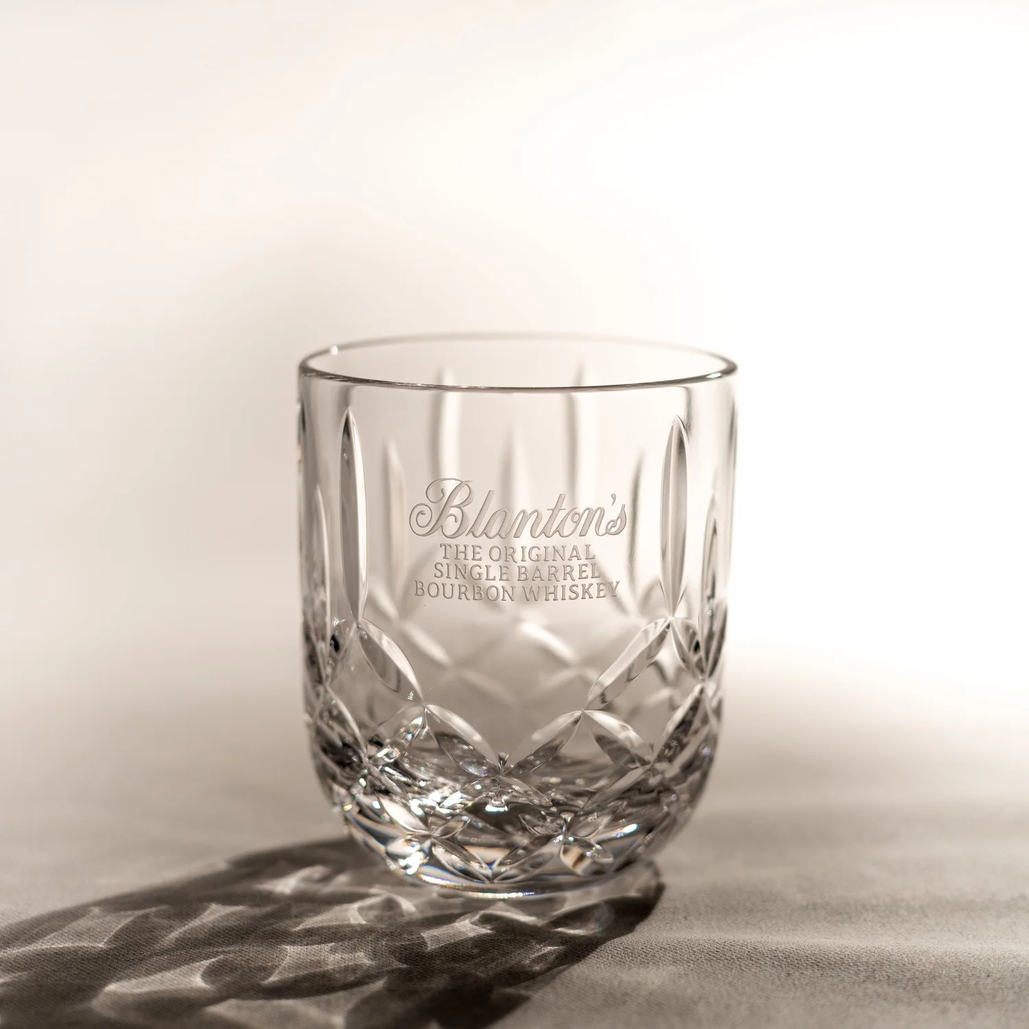 Blanton's Deep Etched Manor Glass